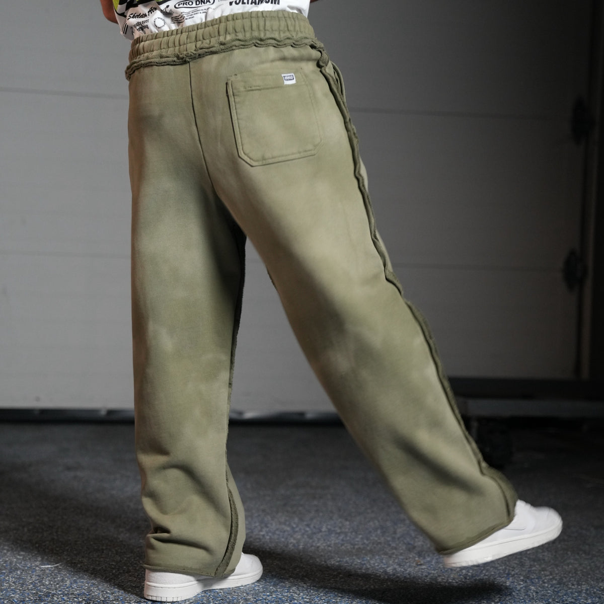 FOUNDATION PANT - OLIVE WASH