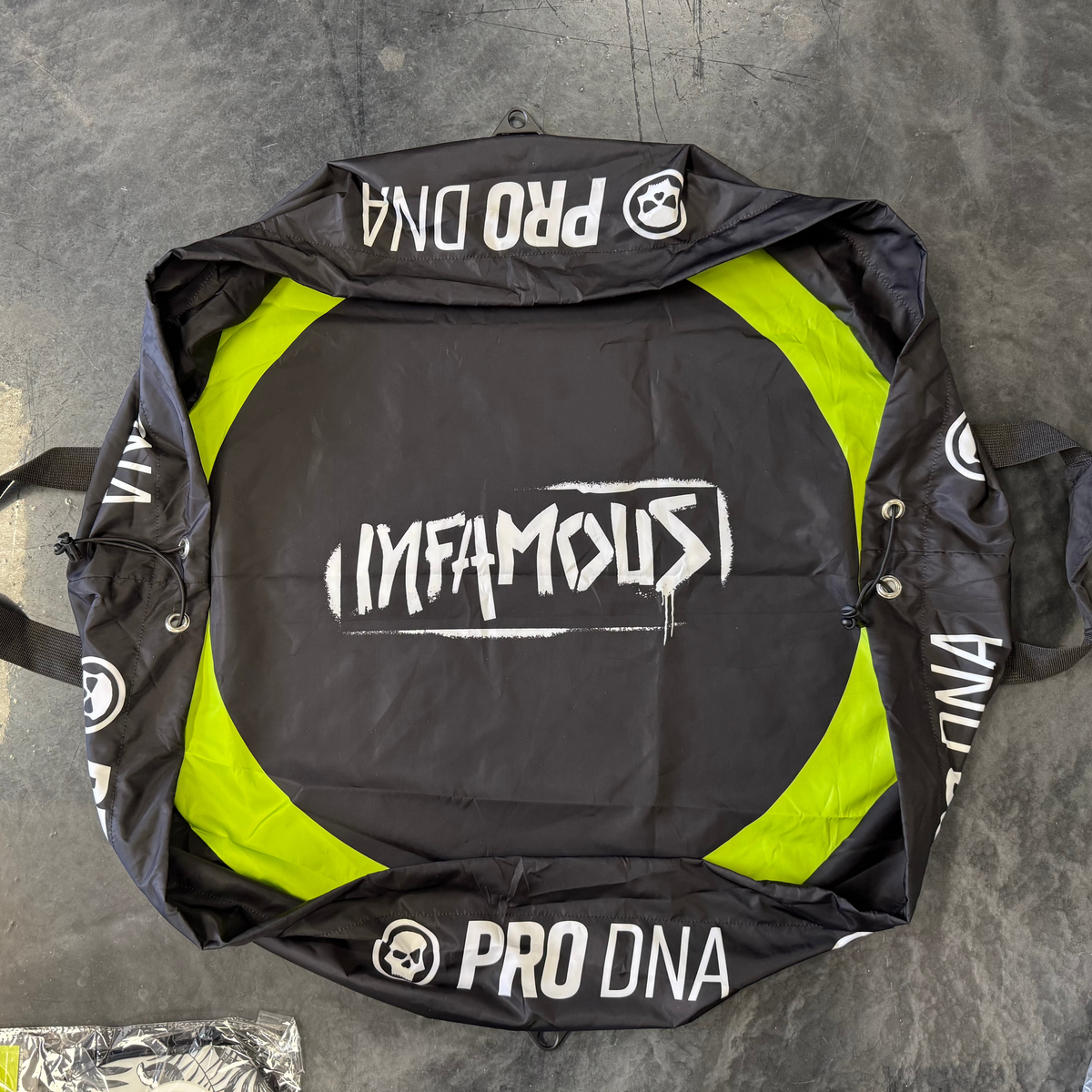 PRO DNA™ Containment Changing Mat Bag