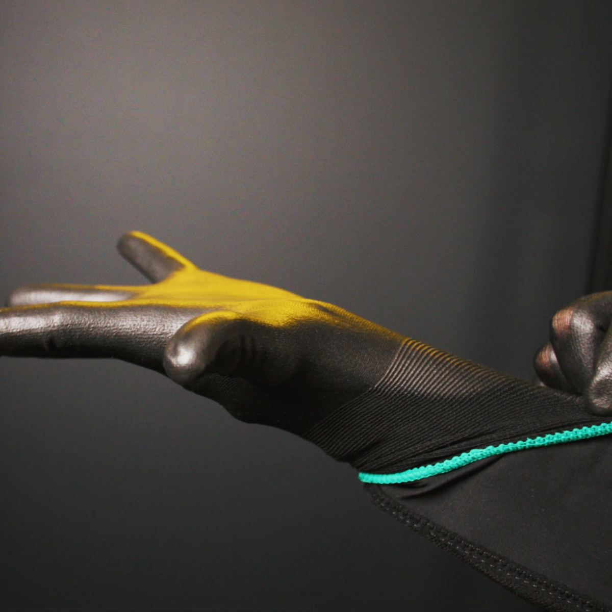 PRO DNA™ HYPERLIGHT GLOVES